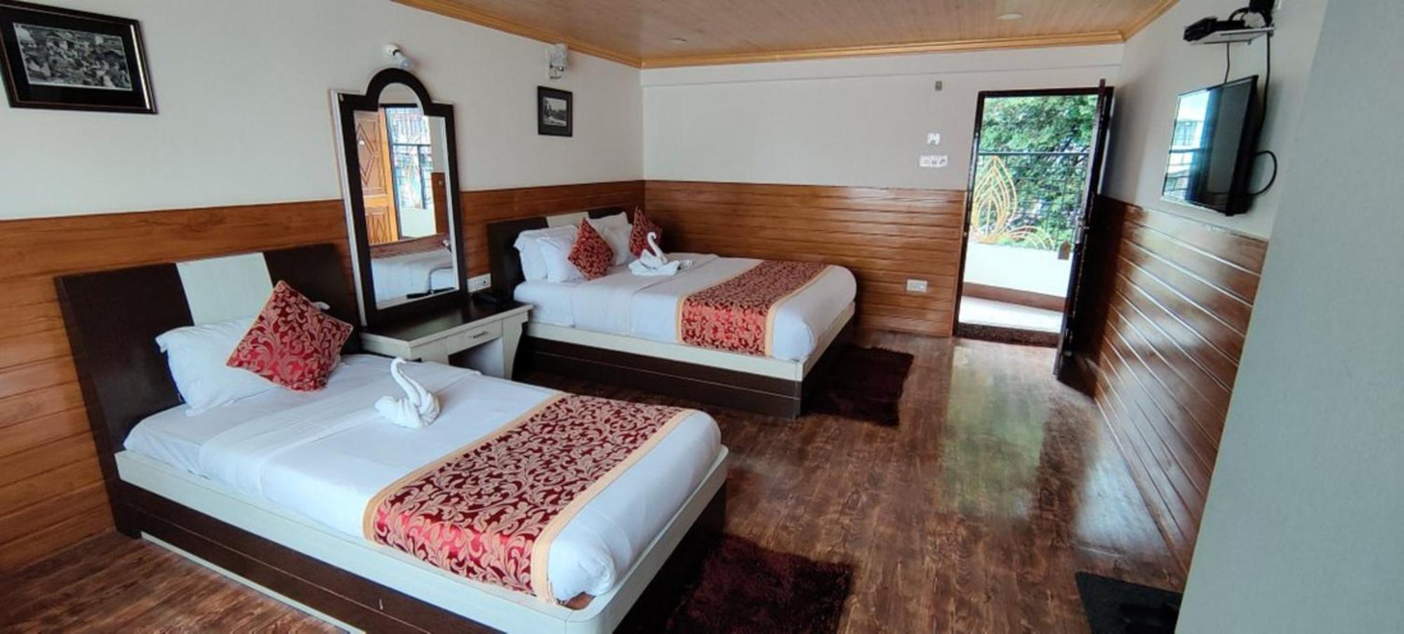 Hotel Kasturi Palace Darjeeling - Excellent Service Recommended Eksteriør billede